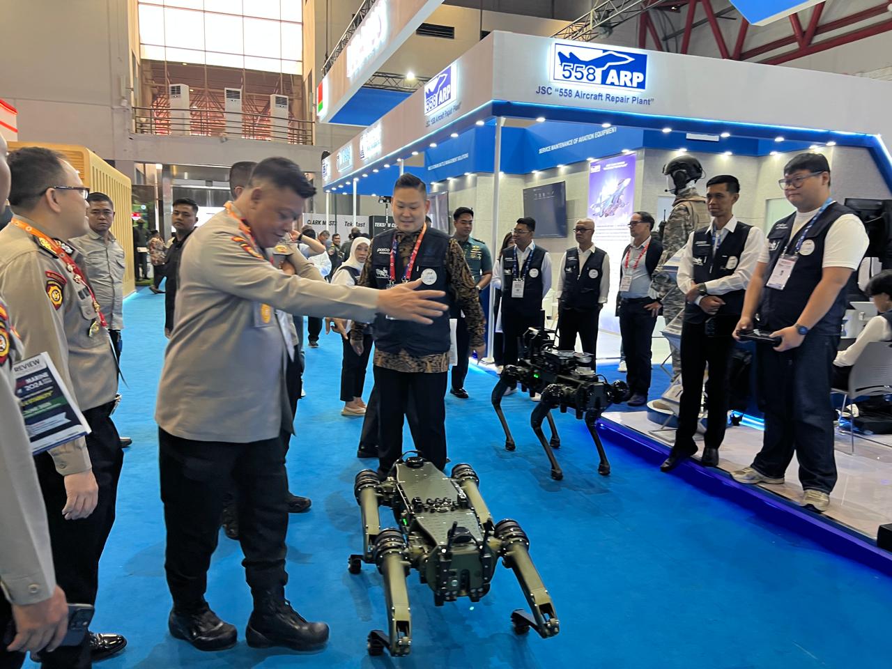 Dirpamobvit Korsabhara Baharkam Polri, Kunjungi Event Indodefence 2025 di Kemayoran