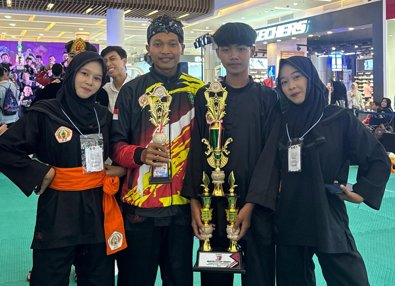 Atlet Silat Institut Asy-Syukriyyah Kembali Raih Prestasi di Bupati Cup Tangerang 2025