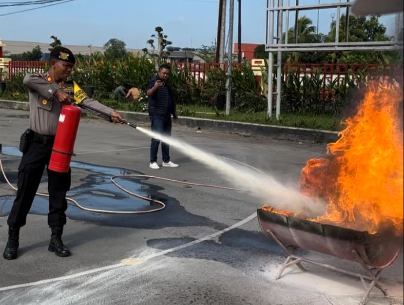 PT Pertamina Patra Niaga Sumbagut Lakukan Pelatihan APAR