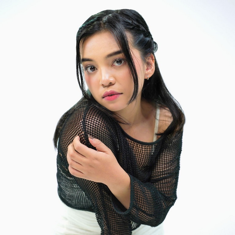 Lepas Single “I Wanna”, Helma Namira Curhat Lelah di Hubungan Tanpa Status