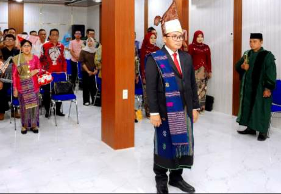 Pengambilan Sumpah/Janji Dirum Perumda Air Minum Tirta Uli Siantar Dipimpin Walikota