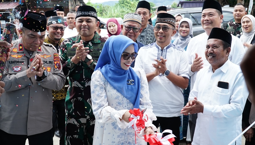 Bedah Buku Biografi Filsuf Pesisir Pantai, Bupati Labuhanbatu: Ilmu dan Akhlak Harus Berjalan Beriringan