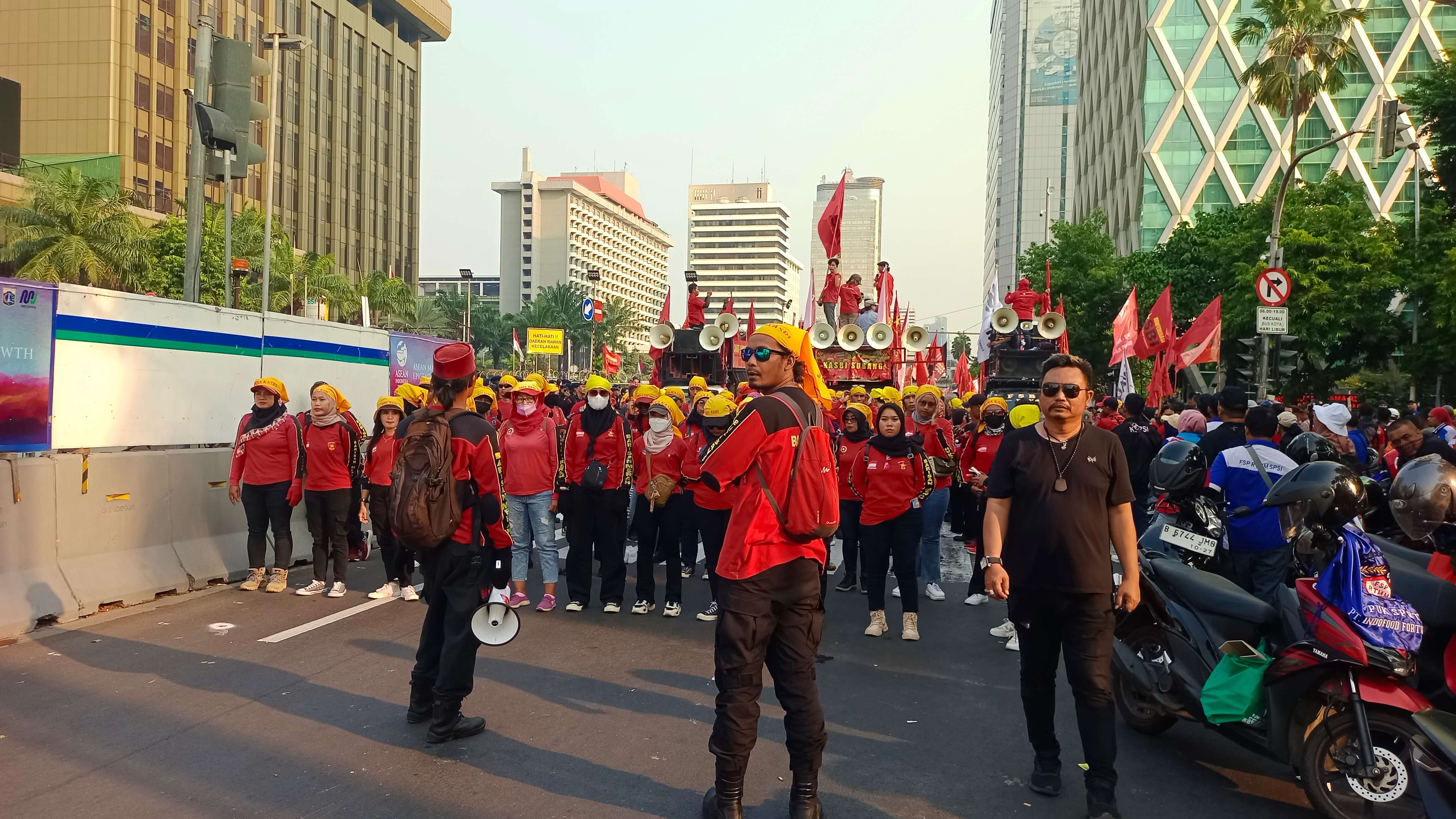 Buruh Kecewa, Aksi Demo di Kawasan Patung Kuda Jakarta Pusat Tidak Direspon