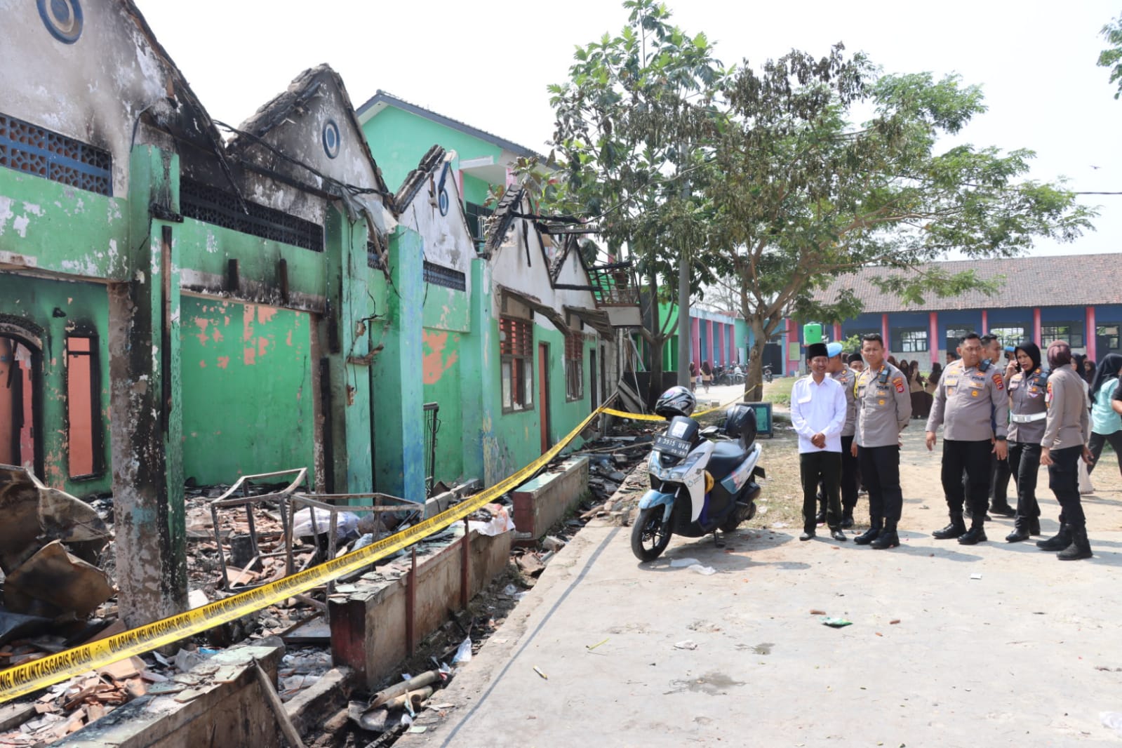 Kapolresta Tangerang Cek TKP Kebakaran, dan Beri Bantuan untuk Korban