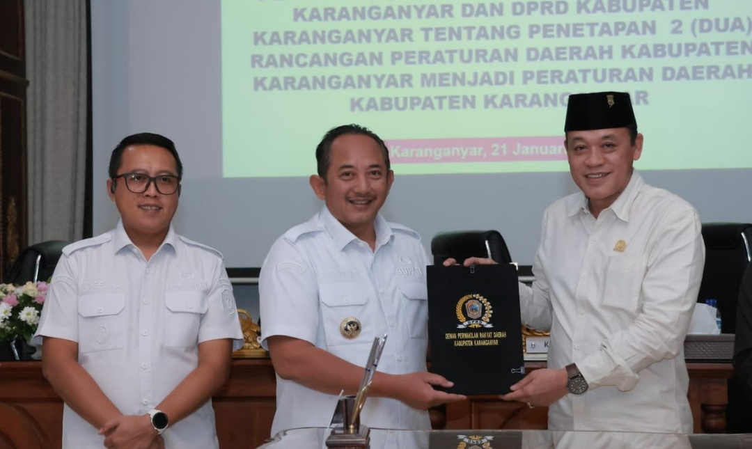 Bupati dan DPRD Karanganyar Sepakati Dua Rancangan Peraturan Daerah Menjadi Peraturan Daerah