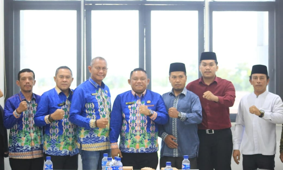 Wabup Jamri Terima Audiensi Forum Pesantren Labuhanbatu Bahas Peringatan Hari Santri Nasional