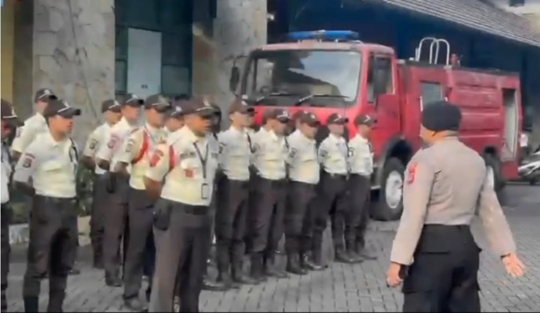 Antisipasi Kejahatan di Wilayah Babakan Madang, Polsek Babakan Madang Lakukan Patroli Dialogis