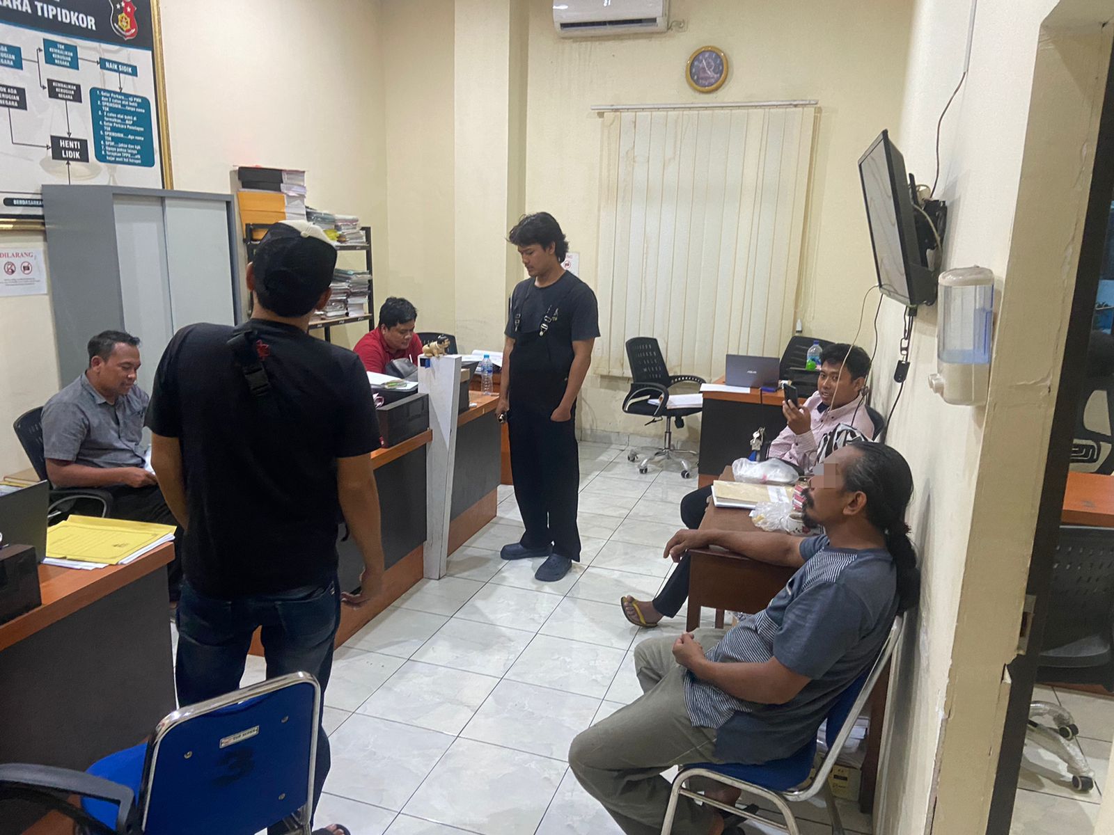 Polres Karanganyar Tangkap DPO Setelah 2 Tahun Buron, Pelaku Penganiayaan dan Pemerasan di Jumantono