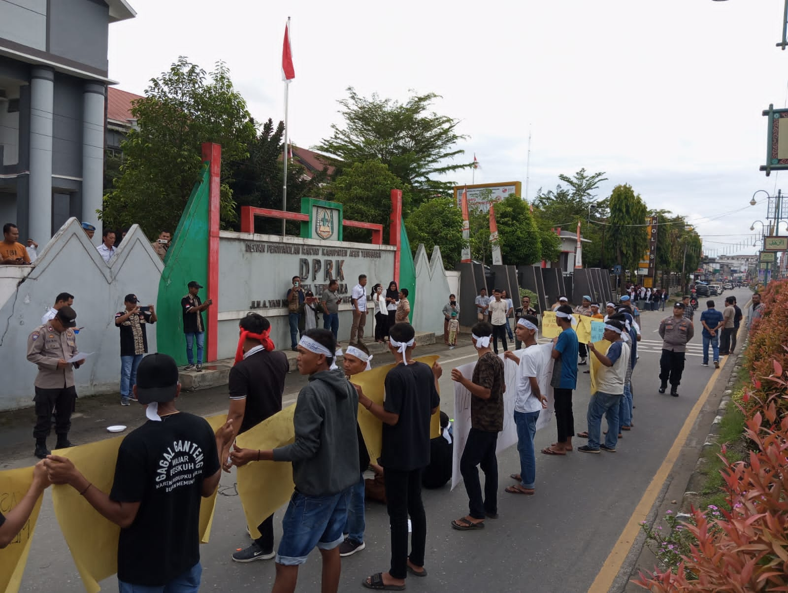 Maraknya Pencurian dan Peredaran Narkoba, LSM Korek Gelar Aksi Demo di Depan Gedung DPRK Aceh Tenggara