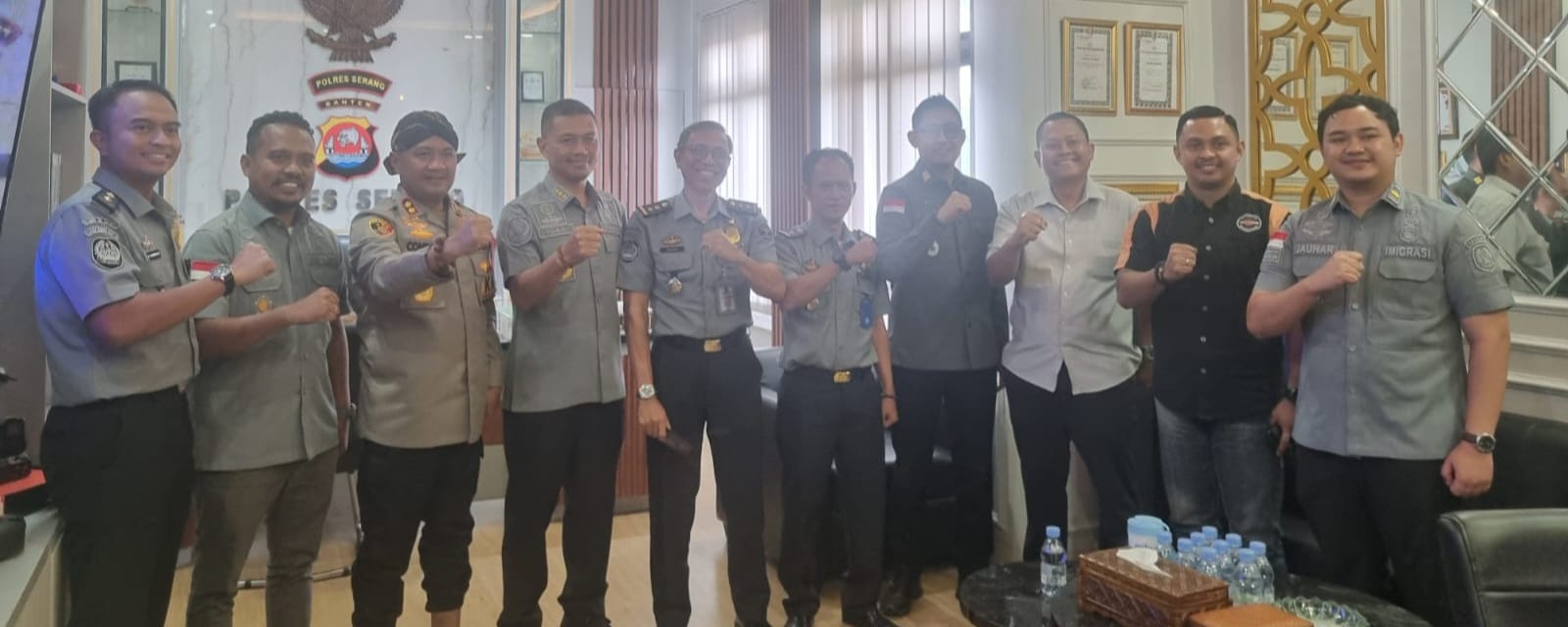 Silaturahmi Dengan Kapolres, Kepala Imigrasi Serang Bahas Potensi Pelanggaran Warga Asing