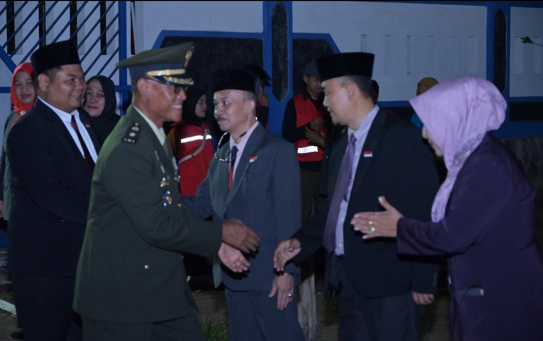 Doa Bersama Untuk Negri Malam Tirakatan HUT ke-80 RI di Karanganyar