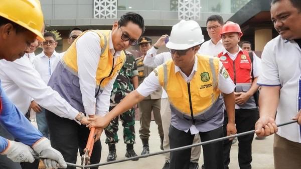 Rico Wass Pasang Kabel Tanam Demi Terciptanya Kota Medan yang Modern