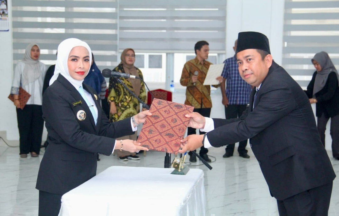 Bupati Lantik 41 Pejabat Eselon III dan IV Lingkungan Pemkab Labuhanbatu 