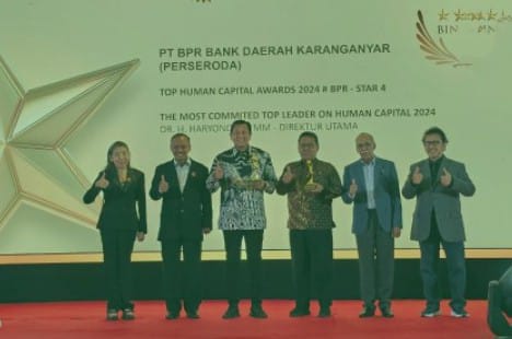 Sukses Mengelola SDM, Bank Daerah Karanganyar Raih Penghargaan TOP Human Capital Awards 2024