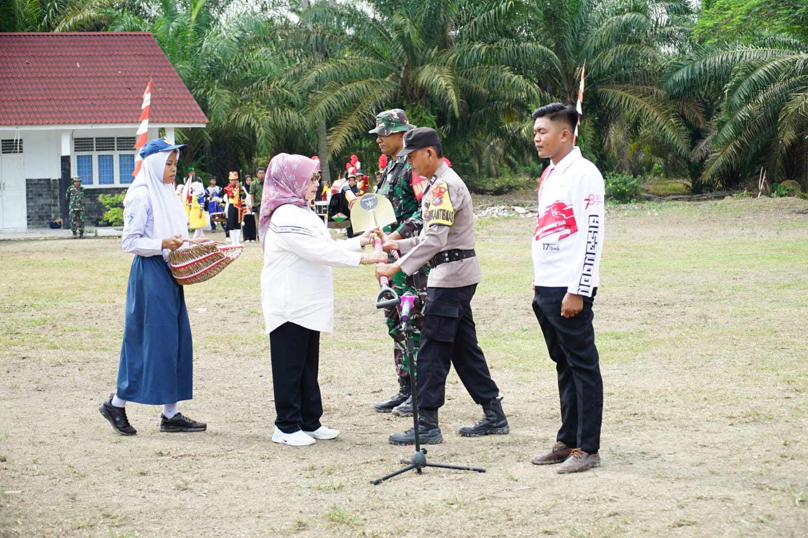 Dinantikan Masyarakat, TMMD Reguler TNI Manunggal Dibuka Plt Bupati Labuhanbatu