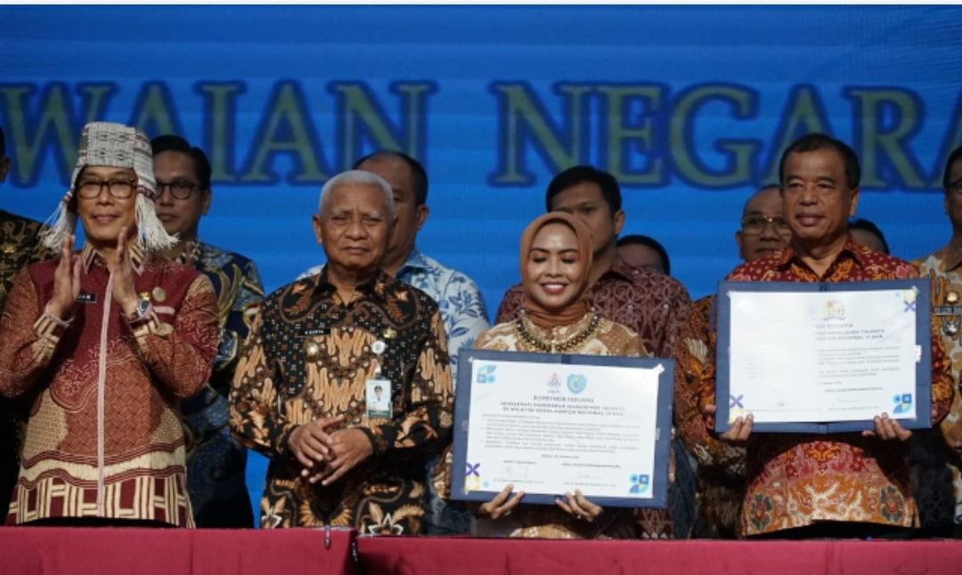 Bupati Labuhanbatu Tandatangani Komitmen Bersama Penguatan Penetapan Manajemen ASN dengan Gubernur Sumut