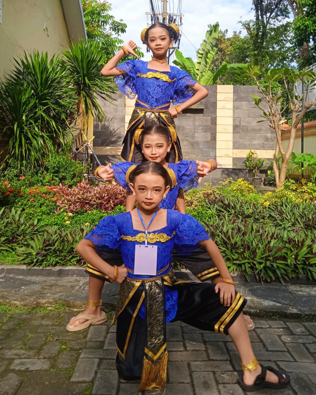 SDN 02 Petompon 02 Raih Juara 1 Cabang Lomba Seni Tari FLS3N Tingkat Kecamatan Gajahmungkur