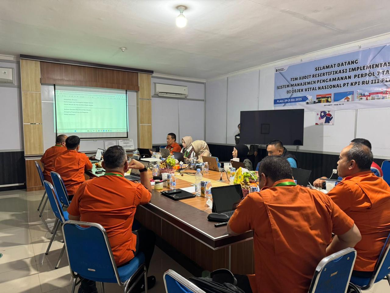  Bukti Komitmen Keamanan, PT KPI RU III Plaju Raih Predikat 'Gold Reward' dalam Audit Obvitnas