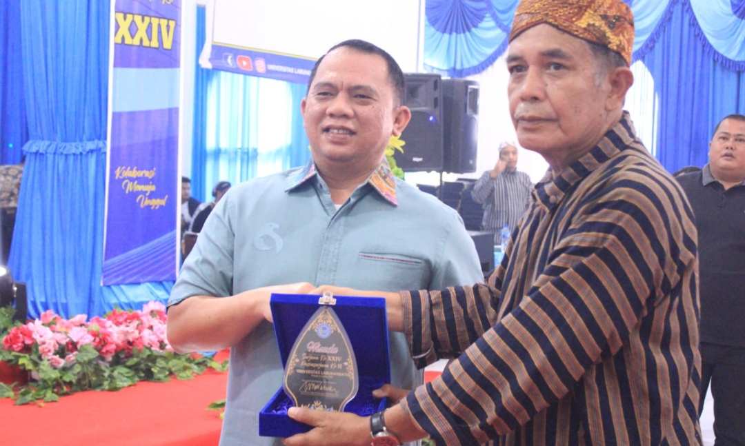 Bupati Hadiri Sidang Senat Terbuka Wisuda ke XXlV Universitas Labuhanbatu