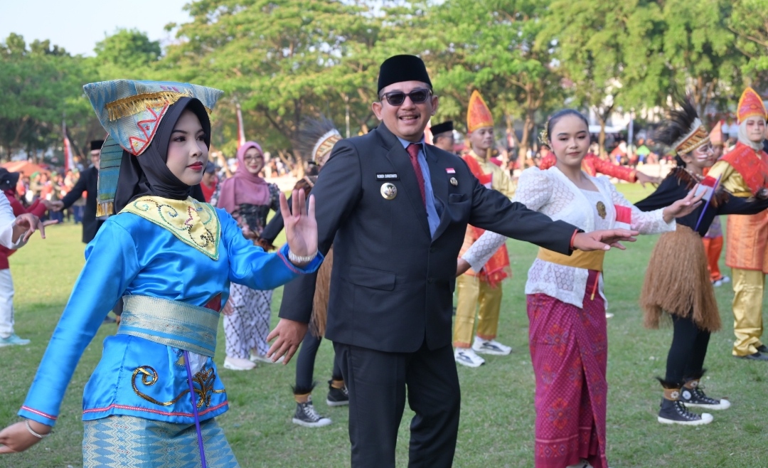 Upacara Penurunan Bendera HUT ke-80 RI di Karanganyar Berlangsung Dengan Kitmat dan Meriah