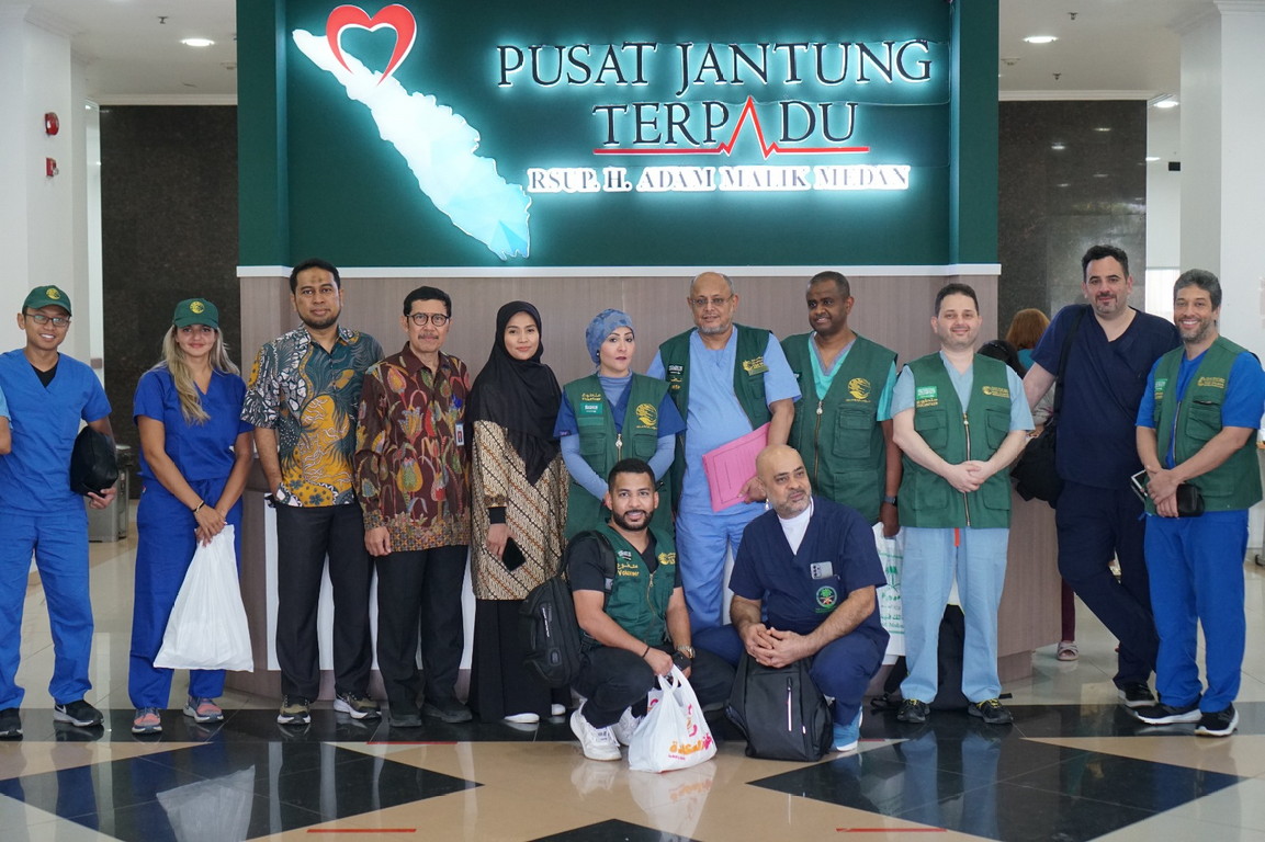 RS Adam Malik Bersama Tim Medis Arab Saudi Gelar Operasi Jantung Anak