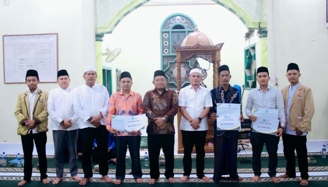 H. Jamri Pimpin Safari Ramadhan ke Masjid Al Hidayah Kecamatan Panai Hilir