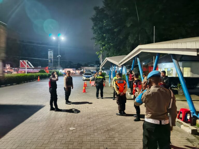 Jaga Kondusifitas Kamtibmas, Polres Serang Gelar Patroli Cipta Kondisi di Malam Takbiran