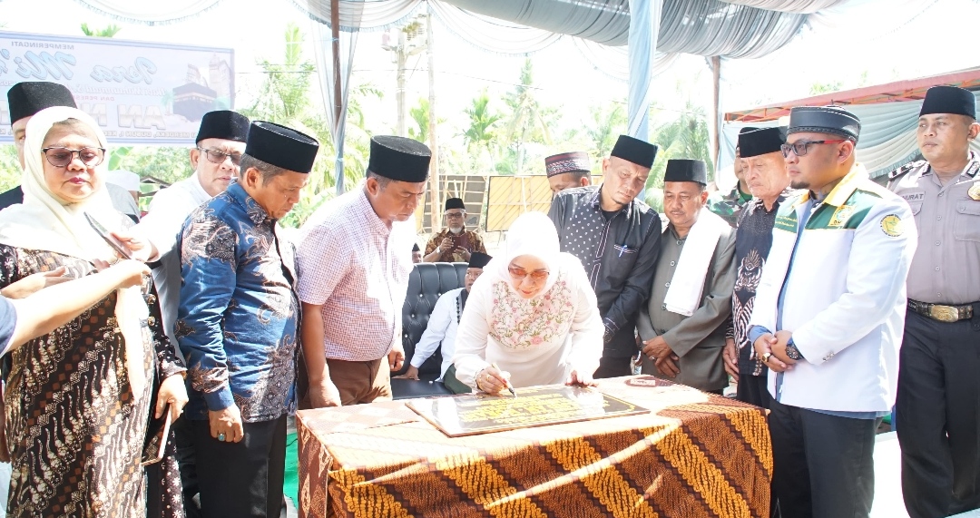 Plt. Bupati Labuhanbatu Resmikan Masjid di Panai Tengah