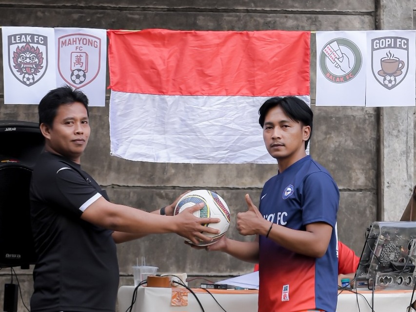Warga RT 05 RW 10 Desa Cijujung Sukaraja Gelar Turnamen Sepak Bola Mini bertajuk Poncol Trofeo Mini 2025