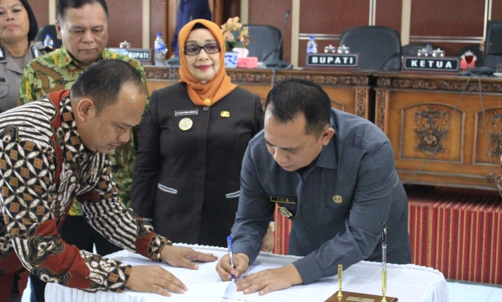 DPRD Kabupaten Labuhanbatu Setujui Rancangan Perubahan KUA dan PPAS APBD Kabupaten Labuhanbatu Ta. 2023