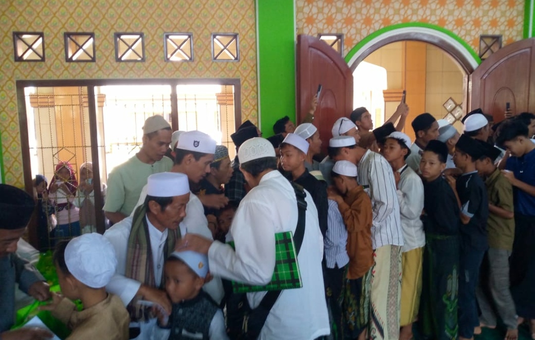 Masjid Jami Al-Hidayah Gelar Santunan Anak Yatim dalam Rangka Bulan Muharram, Wujud Kepedulian dan Empati Sosi