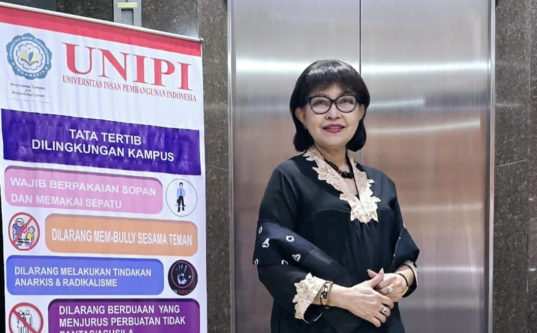 Prof Francisca Rektor Unipi Peraih Dosen Berprestasi di Lingkungan LLDIKTI Wilayah IV Tahun 2024 di Bidang Ilm