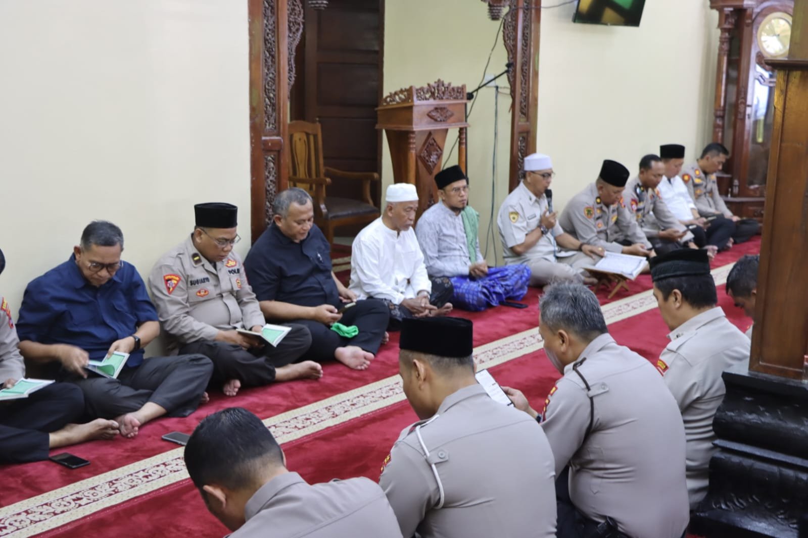 Polresta Tangerang Gelar Binrohtal Rutin untuk Tingkatkan Imtaq dan Profesionalisme