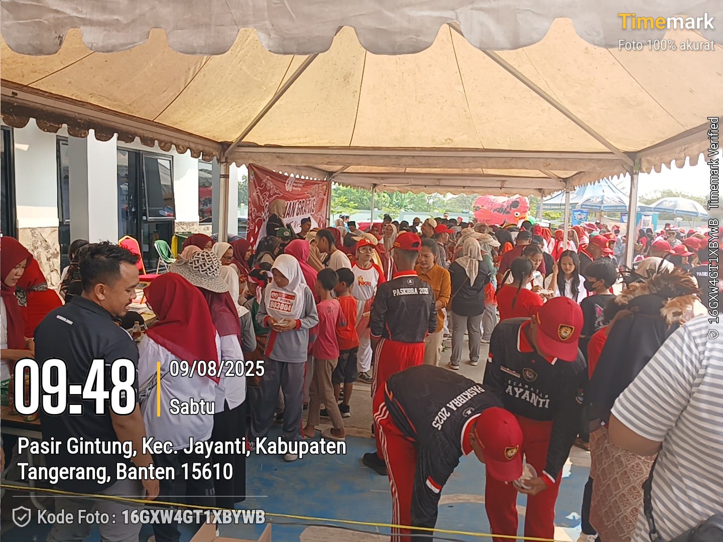 Peserta Karnaval Harus Menahan Haus dan Lapar Menunggu Camat Jayanti Buka Stand Jajanan Gratis