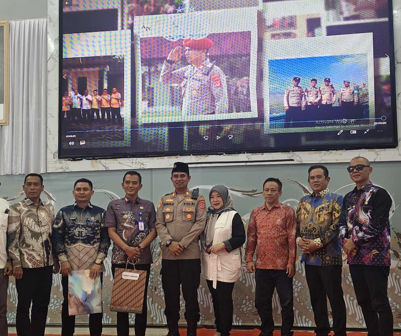 Camat Kemiri dan Kepala Desa se-Kemiri Hadiri Sertijab Kapolsek Mauk