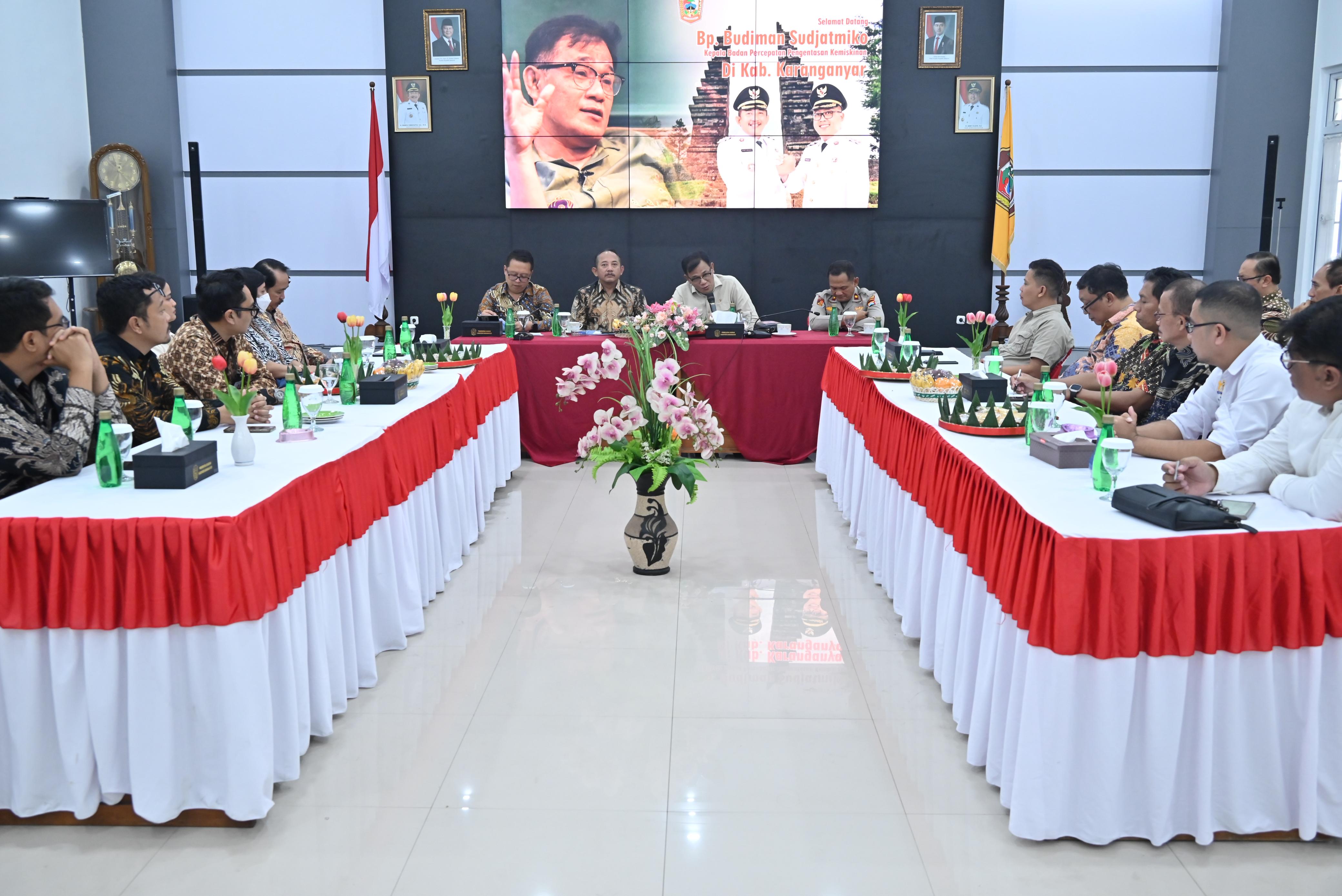 Bersama Budiman Sudjatmiko, Pemkab Karanganyar Bahas Strategi Kolaboratif Pengentasan Kemiskinan