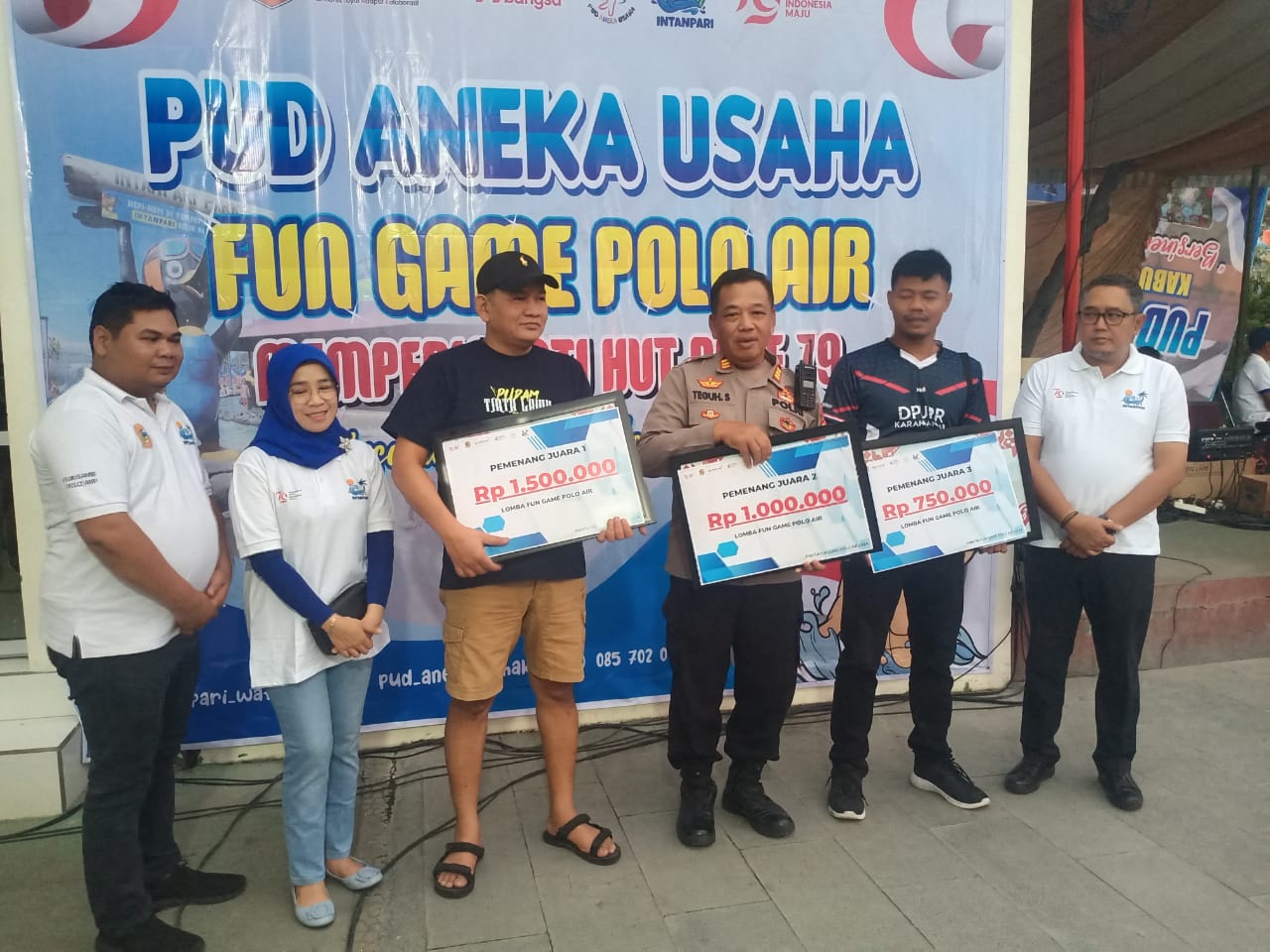 Sambut HUT RI 79, Semarak Lomba Polo Air Diikuti Semua OPD dan BUMD di Karanganyar