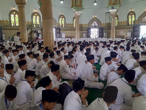 Ratusan Siswa Al-Azhar Medan Ikuti Khataman Al-Qur’an