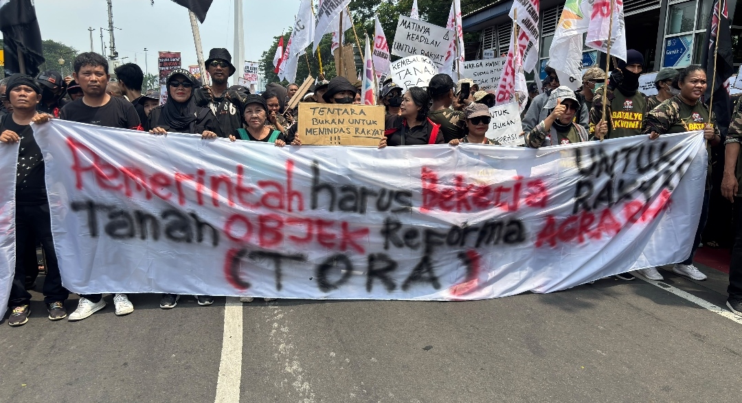 Ribuan massa aksi atur Jakarta kepung Istana: hentikan ketimpangan tanah, wujudkan Reforma Agraria perkotaan