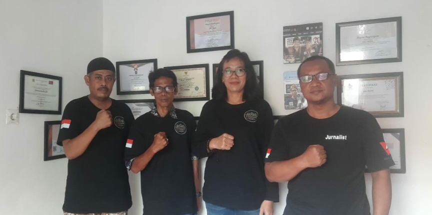 Halal Bihalal Harian Online AktualNews Bersama Para Anak Yatim dan Janda Sekitar di Cibungbulang Bogor