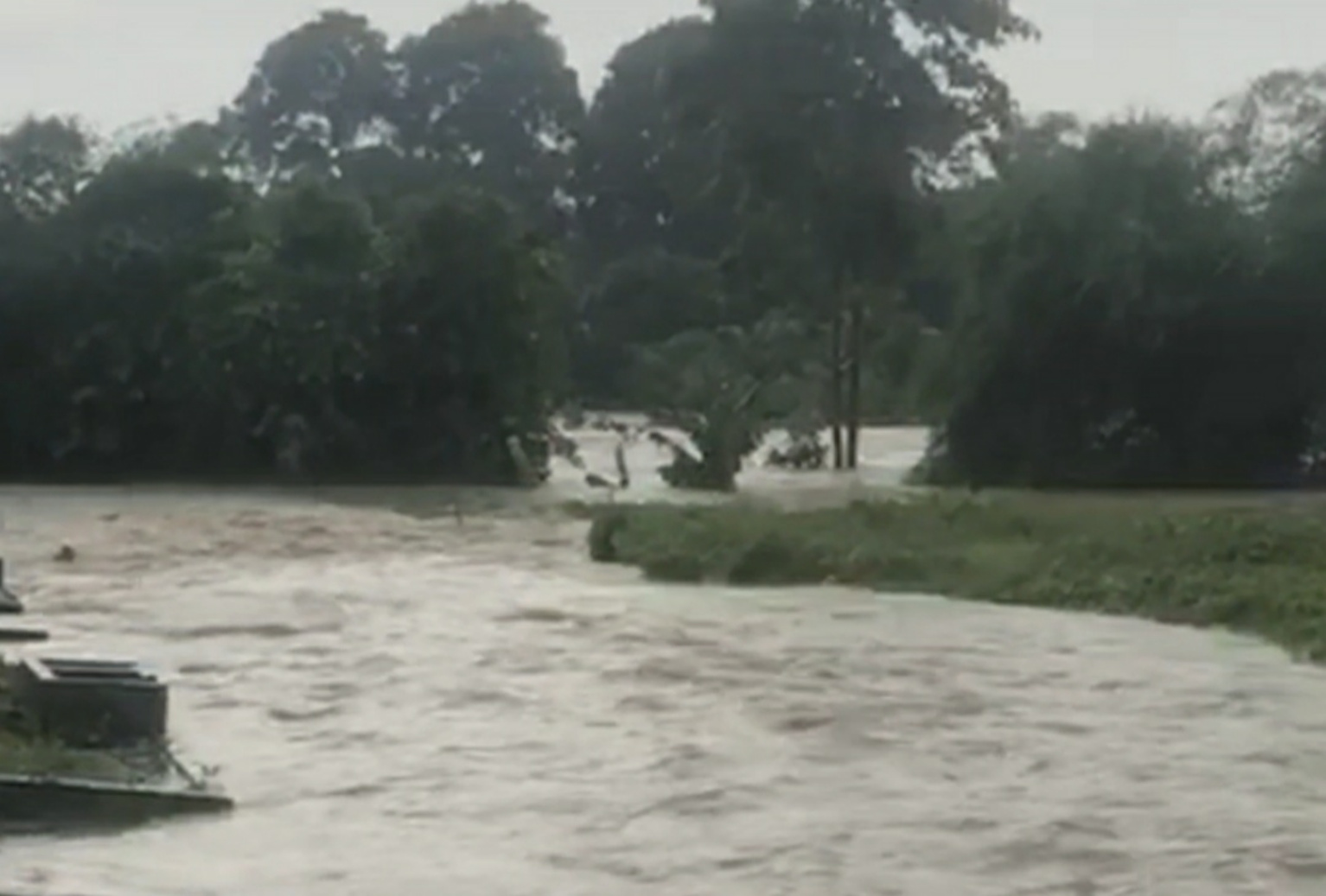 Banjir di Indonesia Sepanjang November 2024 Waspada Potensi Cuaca Ekstrem