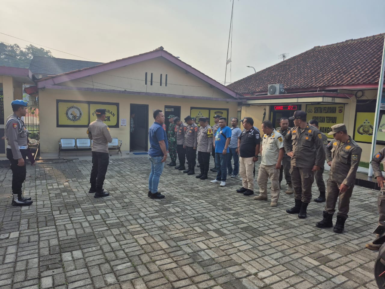 Persiapan Siaga Malam Idul Adha 1446 H, Polsek Nanggung Adakan Apel Gabungan