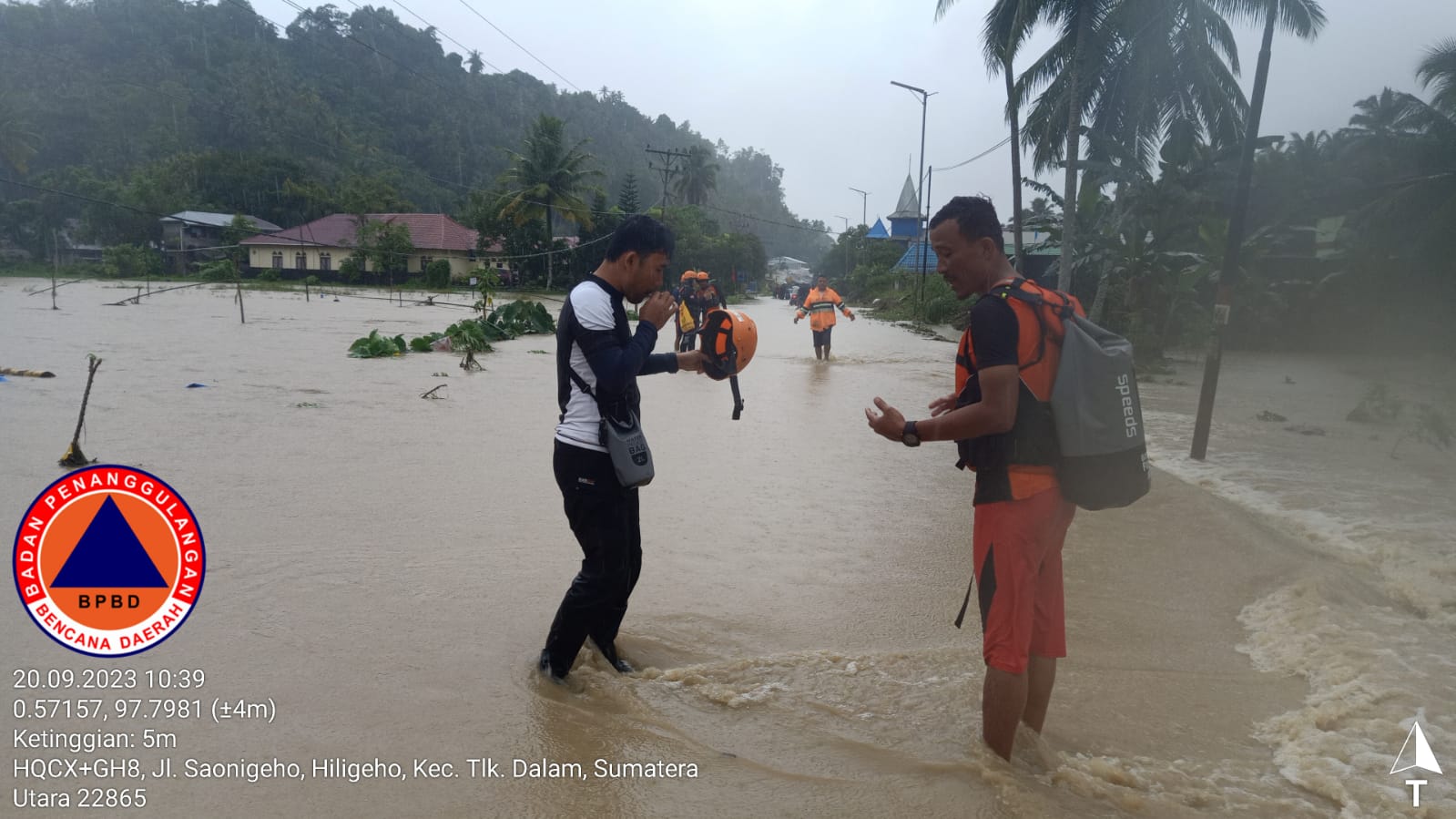 Seorang Mahasiswi Meninggal Dunia Terseret Banjir di Nias Selatan