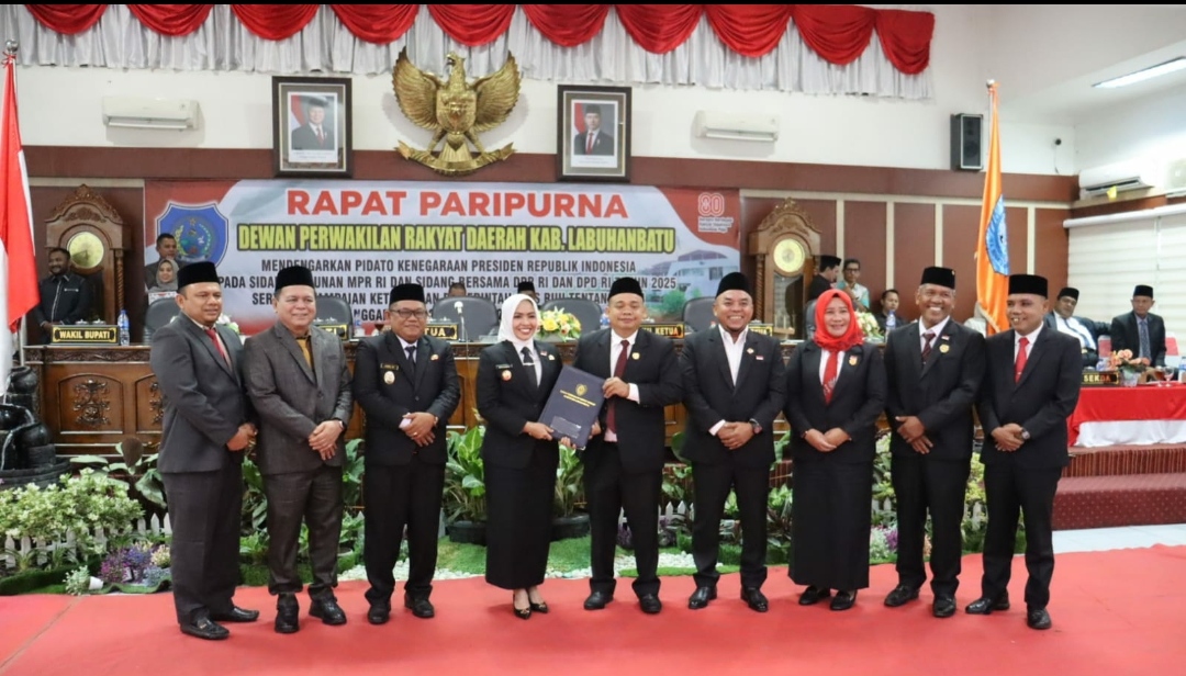 Bupati Dan Wakil Bupati Labuhanbatu Ikuti Paripurna Pidato Kenegaraan Presiden RI Tentang Rancangan RUU APBN