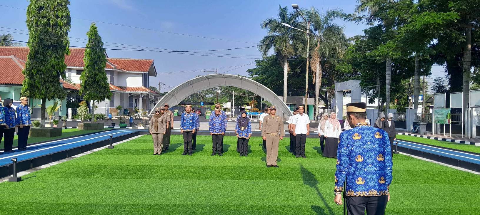 Camat Kemiri Pimpin Upacara Peringatan Hari Kesaktian Pancasila 2025