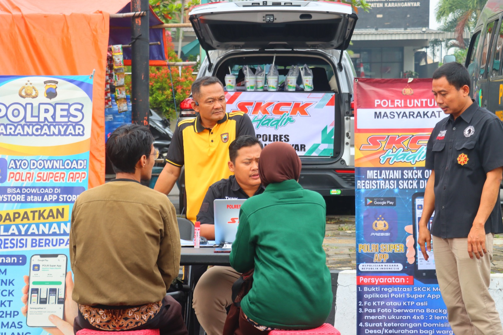 Pelayanan Kepolisian Polres Karanganyar di CFD Dalam Rangka HUT Bhayangkari  KE-79 Tahun 2025 di Karanganyar