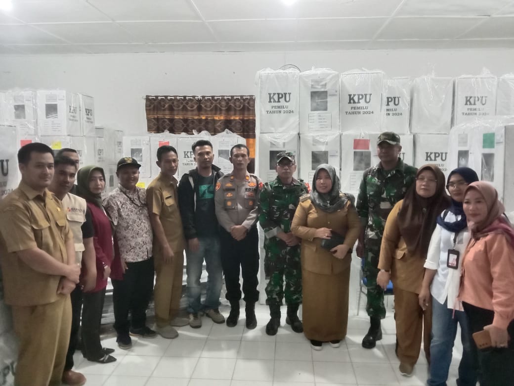 Polsek Bangun Solid Sinergi Pengawalan Logistik Pemilu 2024 di Gunung Maligas Dijaga Ketat