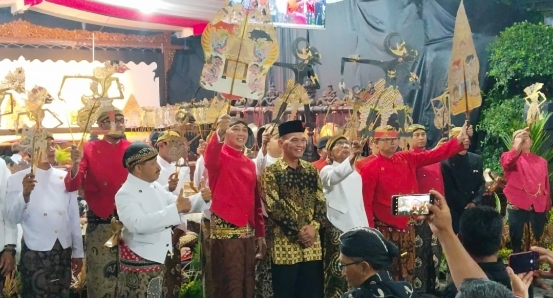 Hari Wayang Sedunia, 28 Dalang Karanganyar Pentaskan Mahabarata 30 Jam