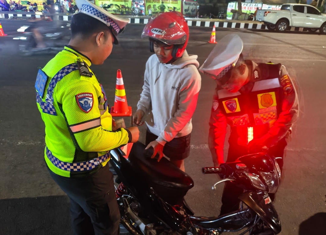 Knalpot Brong Bikin Bising, 5 Motor Ditilang Polisi di Jalan Lawu Karanganyar
