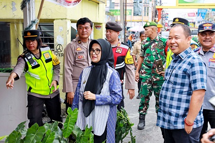 Walikota Siantar Kunjungi Pos Pam dan Pos Yan Operasi Toba